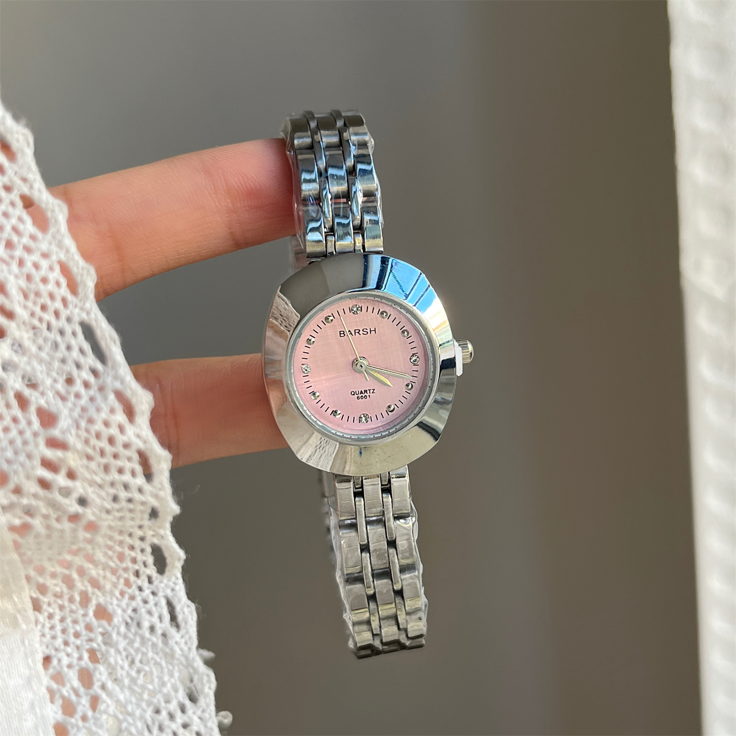 Luxury Watch Value - Fashionablelight luxury retro exquisite round watch