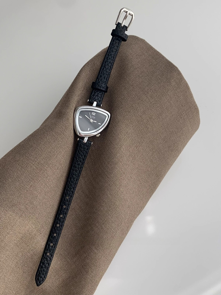 Women Quartz Watch Simple Gold - Watch Triangle Luxury reseña y precio