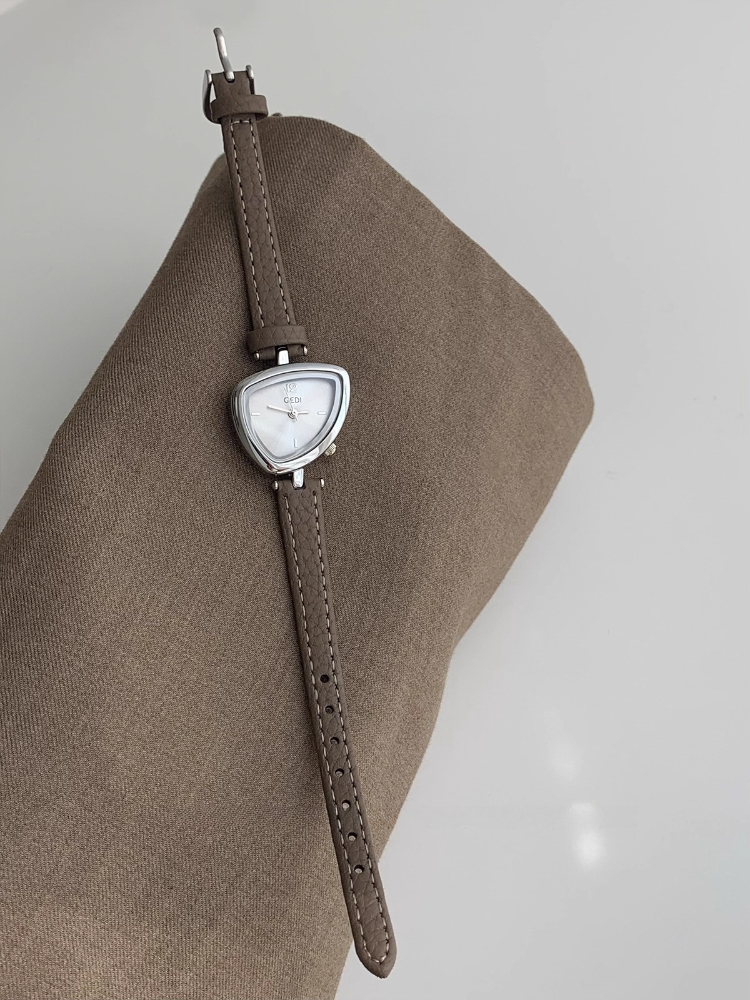 Women Quartz Watch Simple Gold - Watch Triangle Luxury reseña y precio