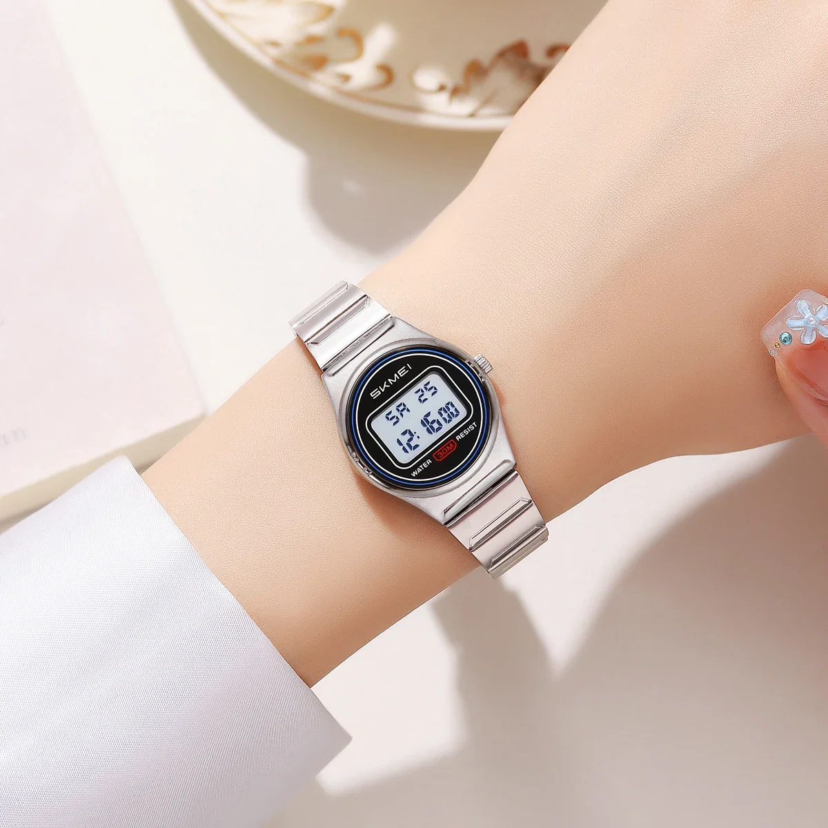 SKMEI 2338 Watch Small Digital - Luxury Watch Exhibition reseña y precio