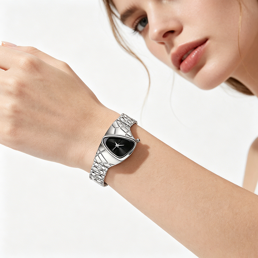 Luxury Triangle Case Women's W - Watch Triangle Luxury reseña y precio
