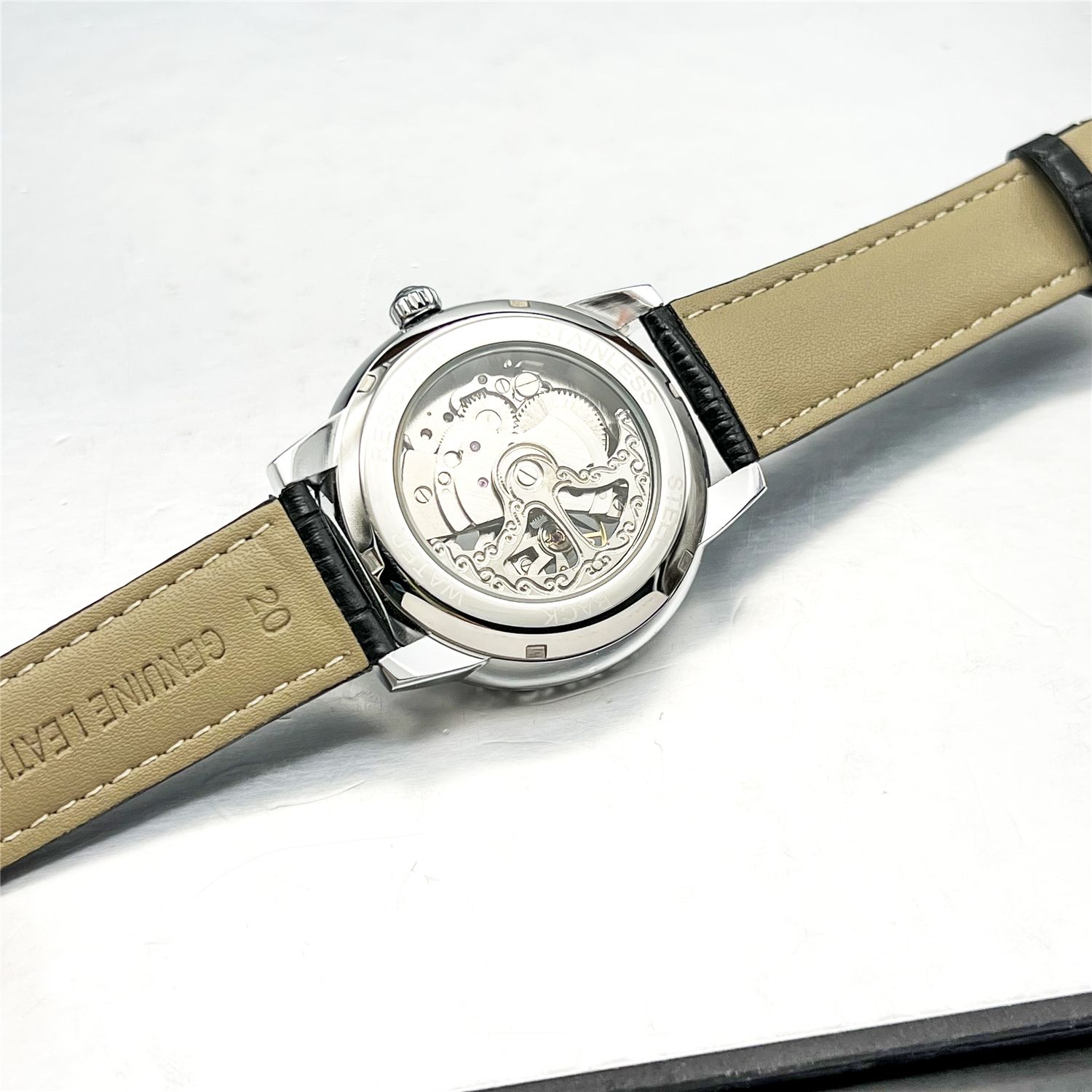 New High-Value Lightweight Lux - Luxury Watch Value reseña y precio