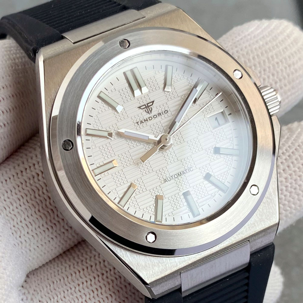 Custom New Silver 40mm Round B - Luxury Watch Japan reseña y precio