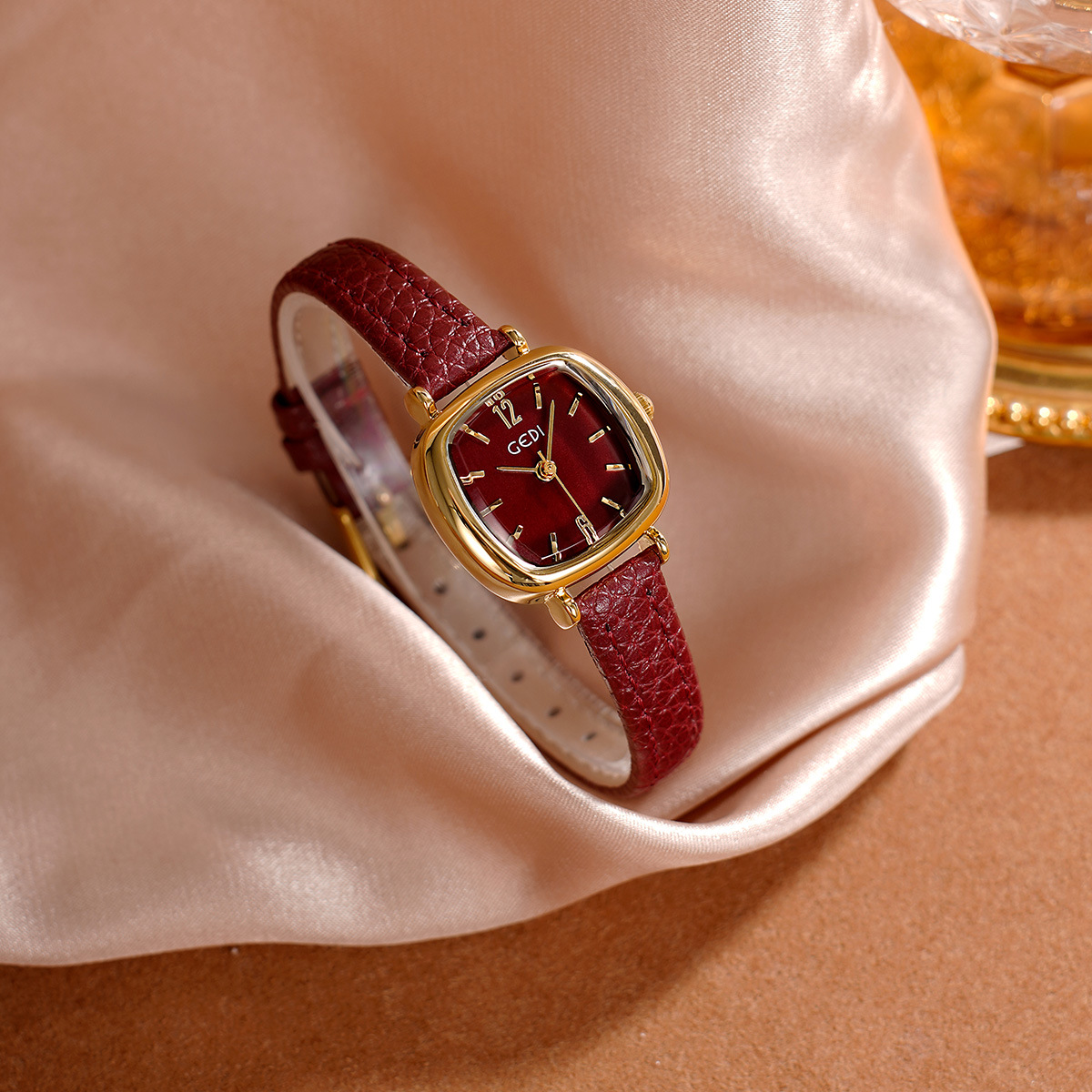 UTHAI 61018 CQ490 Simplicity,  - Luxury Watch Value reseña y precio