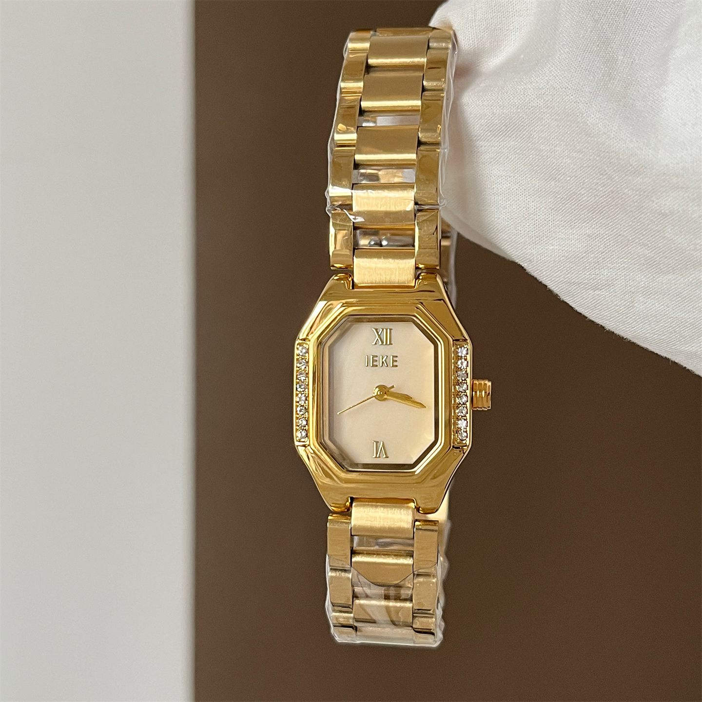 Luxury Polygonal Steel Band Wa - Luxury Watch Value reseña y precio
