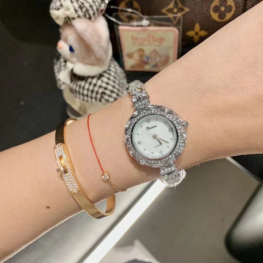 Exquisite and stylish Korean-s - Luxury Watch Value reseña y precio
